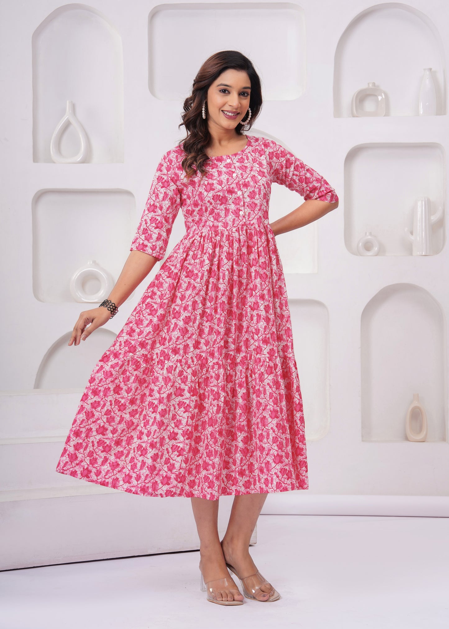 Graceful Pink & White Floral Anarkali Kurti – A Must-Have!